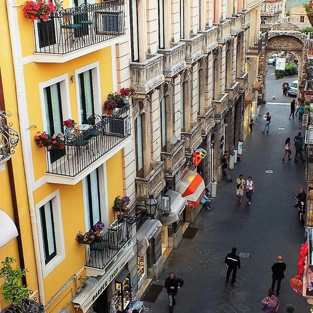 Valentina Guest House Taormina 0*,